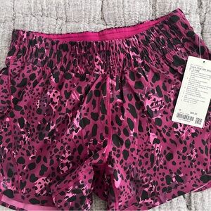 Lululemon Track That 5” Lined Shorts, sz 10 (NWT)